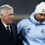 0_Carlo-Ancelotti-L-head-coach-of-Real-Madrid-CF-hugs-his