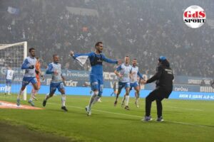 images (20)