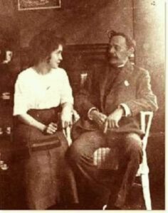 FB_IMG_17702008298119333